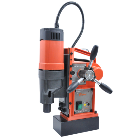 Magnetic drill machine